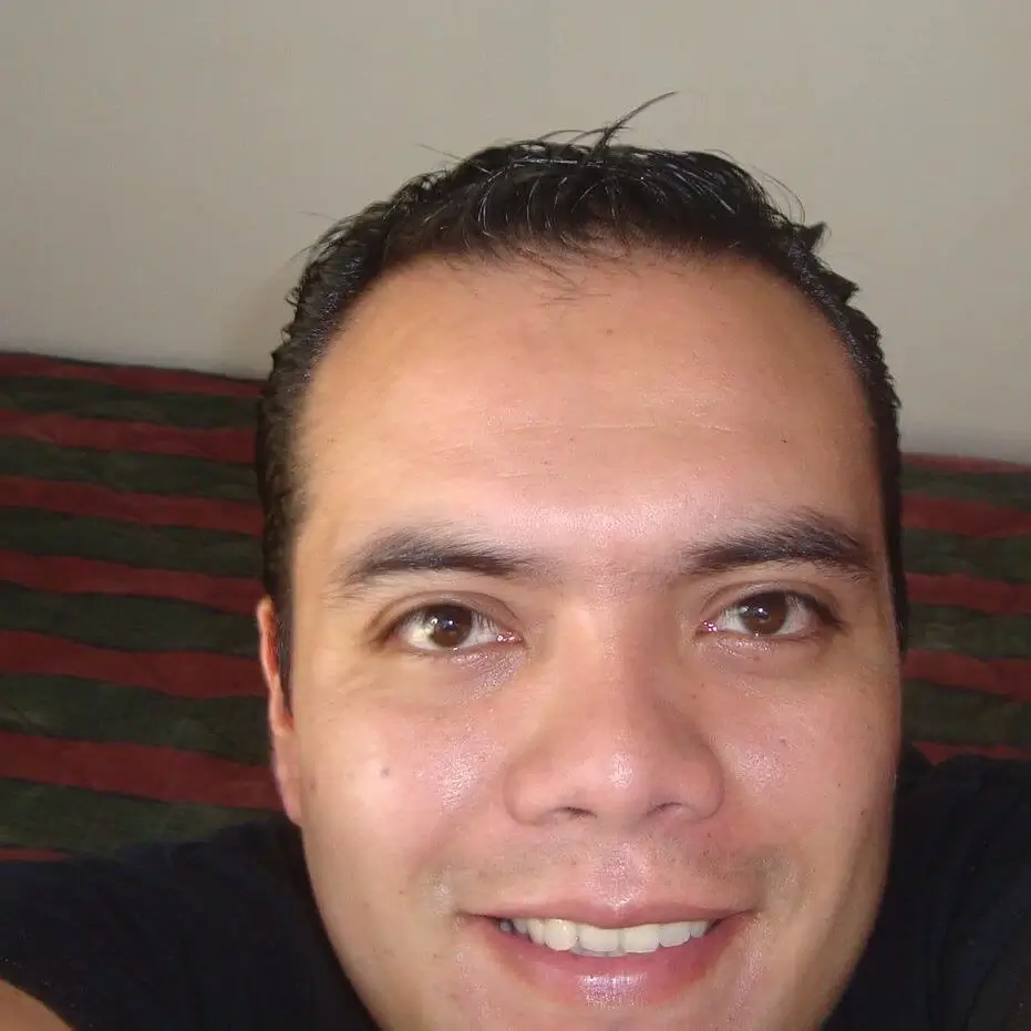 cliente-satisfecho-en-el-viaje-de-negocios-con-china